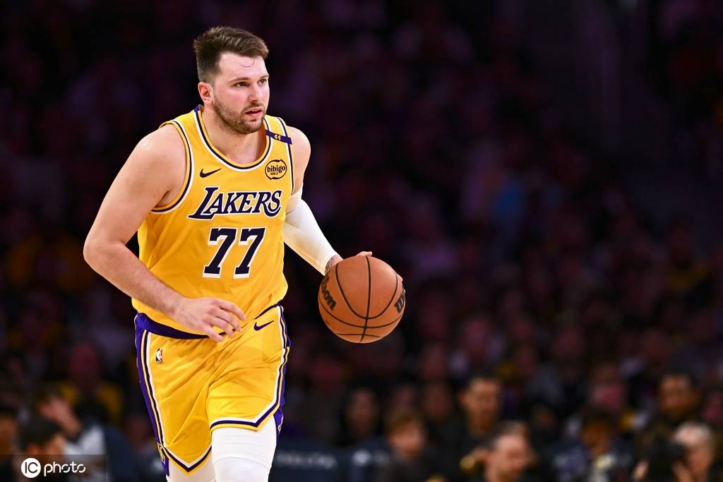 4年內(nèi)2.29億美元 或3年內(nèi)1.6億？唐西奇（Doncic）希望本周續(xù)簽與湖人的合同